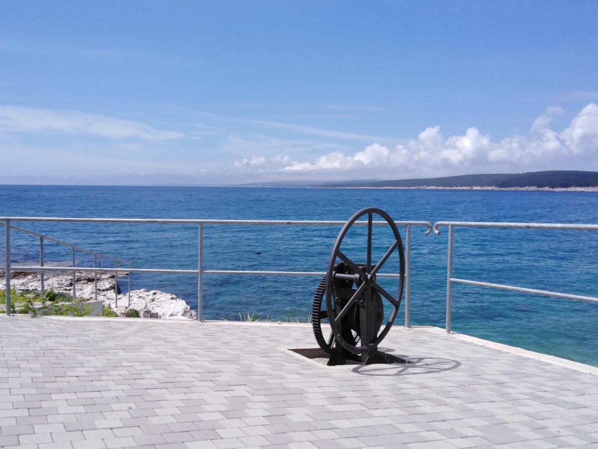 Apartmani Zupanic Koromačno Exterior foto