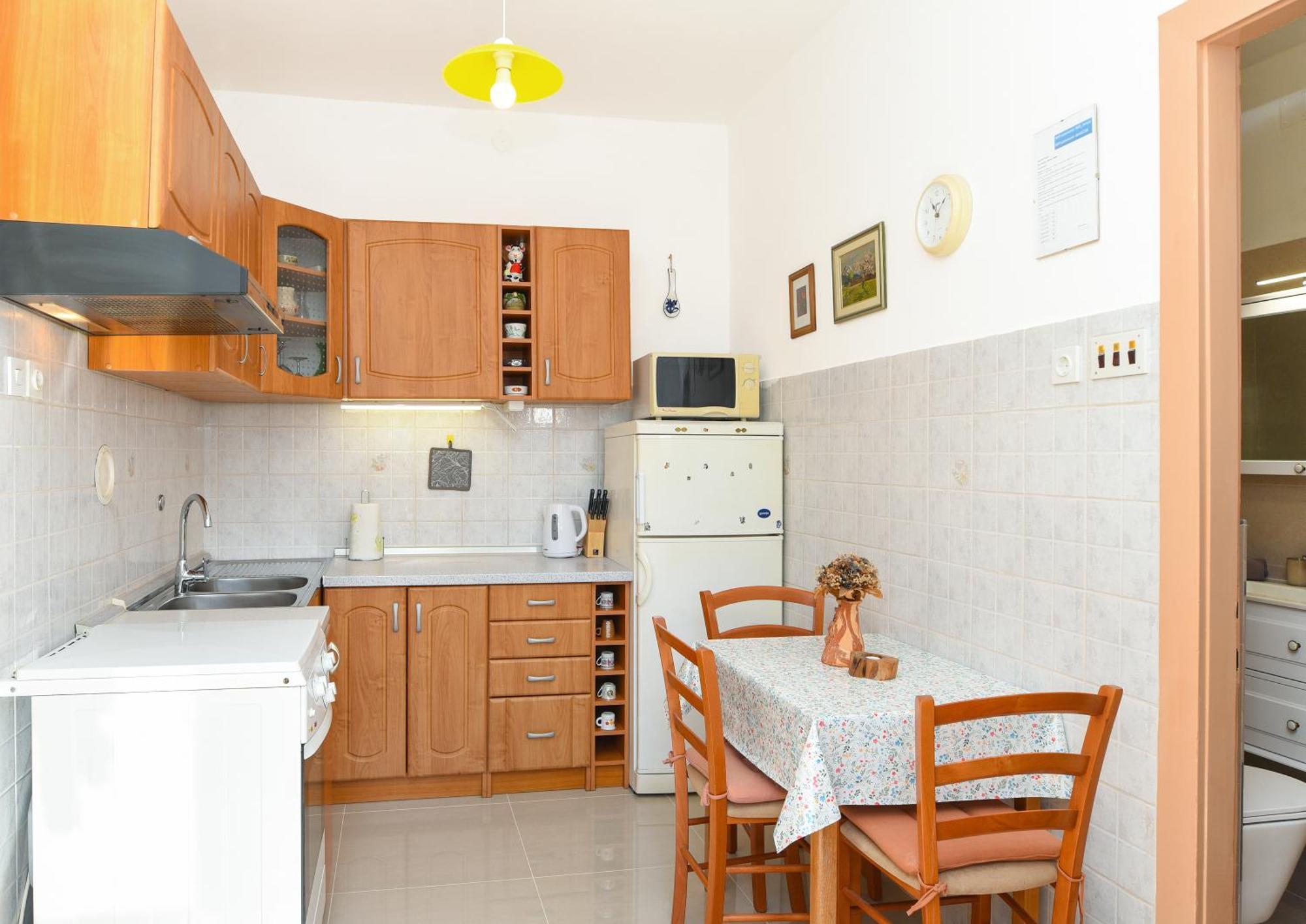 Apartmani Zupanic Koromačno Exterior foto