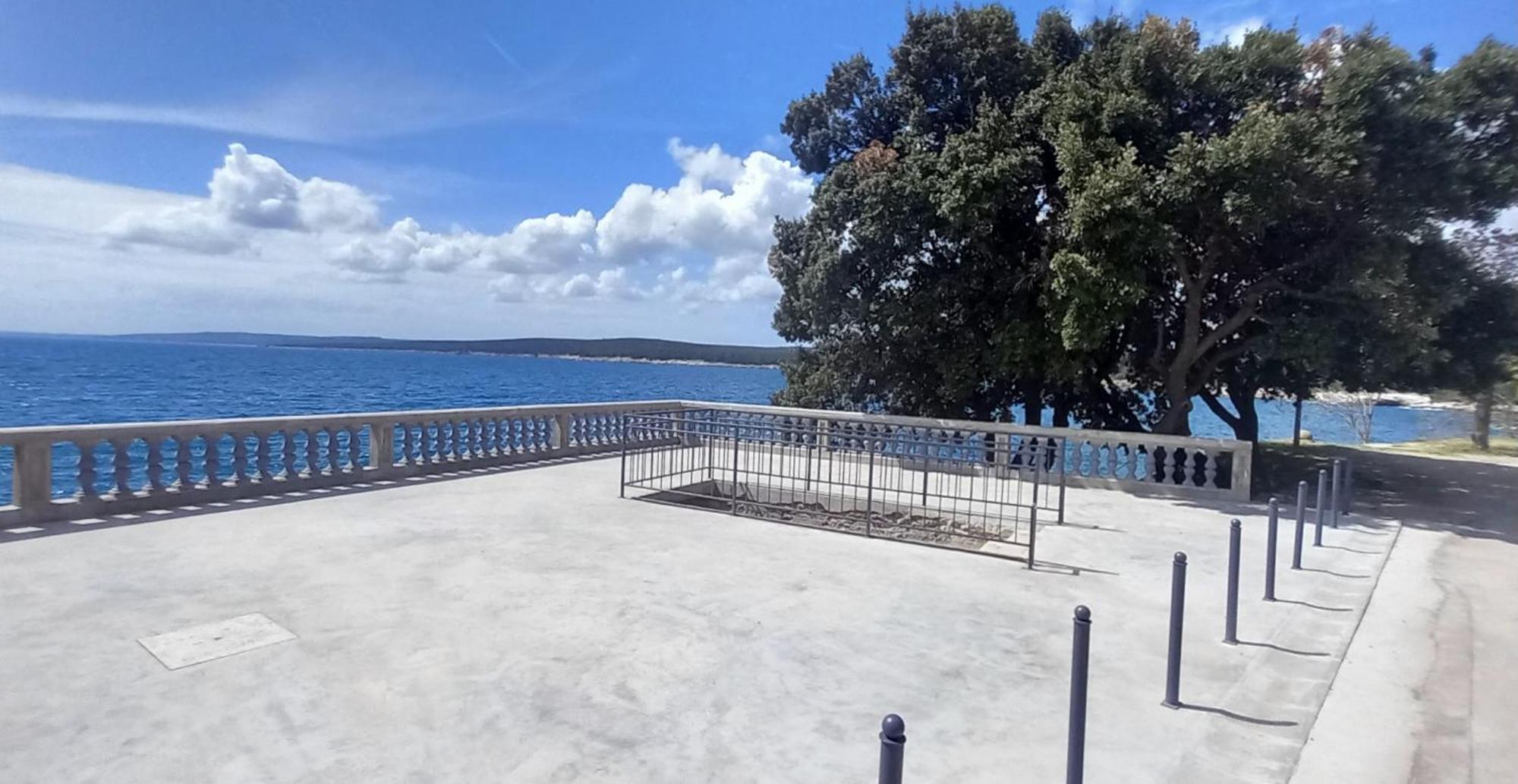 Apartmani Zupanic Koromačno Exterior foto